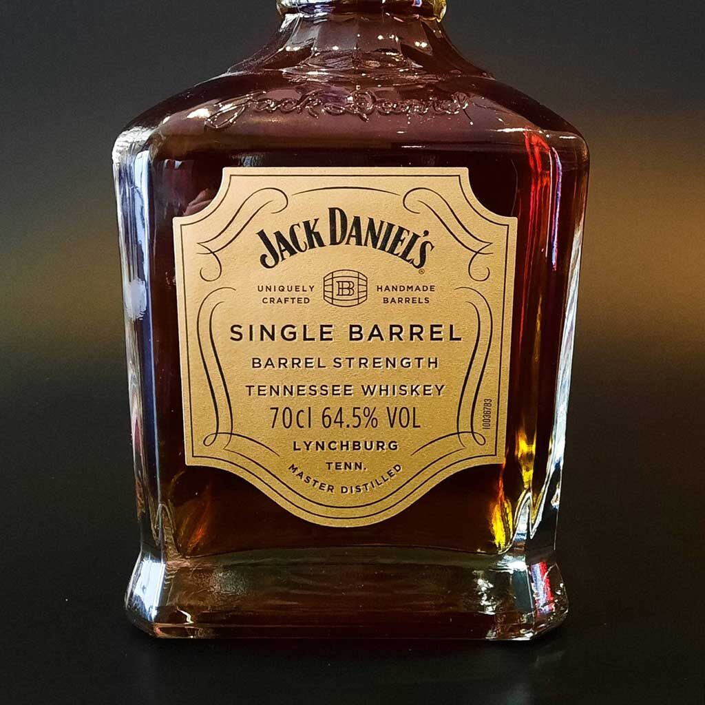Jak Daniels Single Barrel Proof whiskey bottle