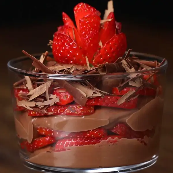 Chocolate Mousse with Strawberry