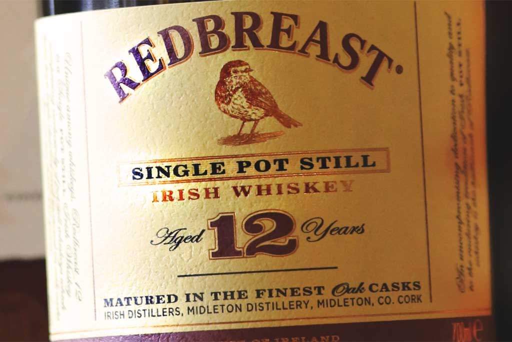 Close view of Redbreast 12 Irish whiskey bottle label