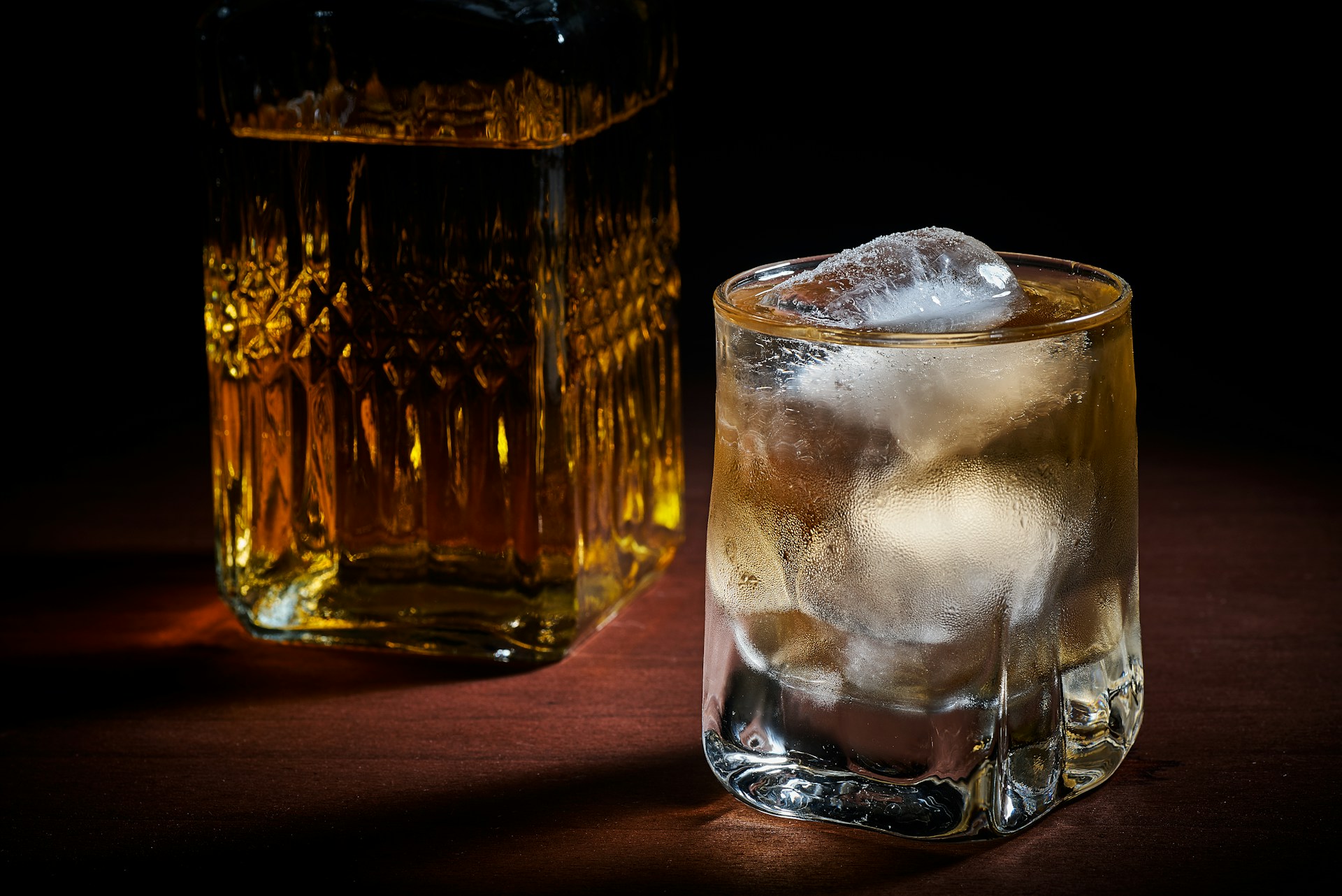 How to Drink Single Malt Whisky