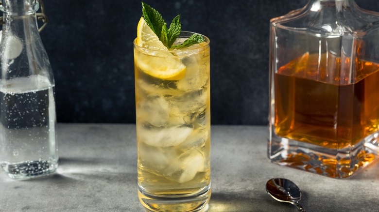 Whisky Highball cocktail